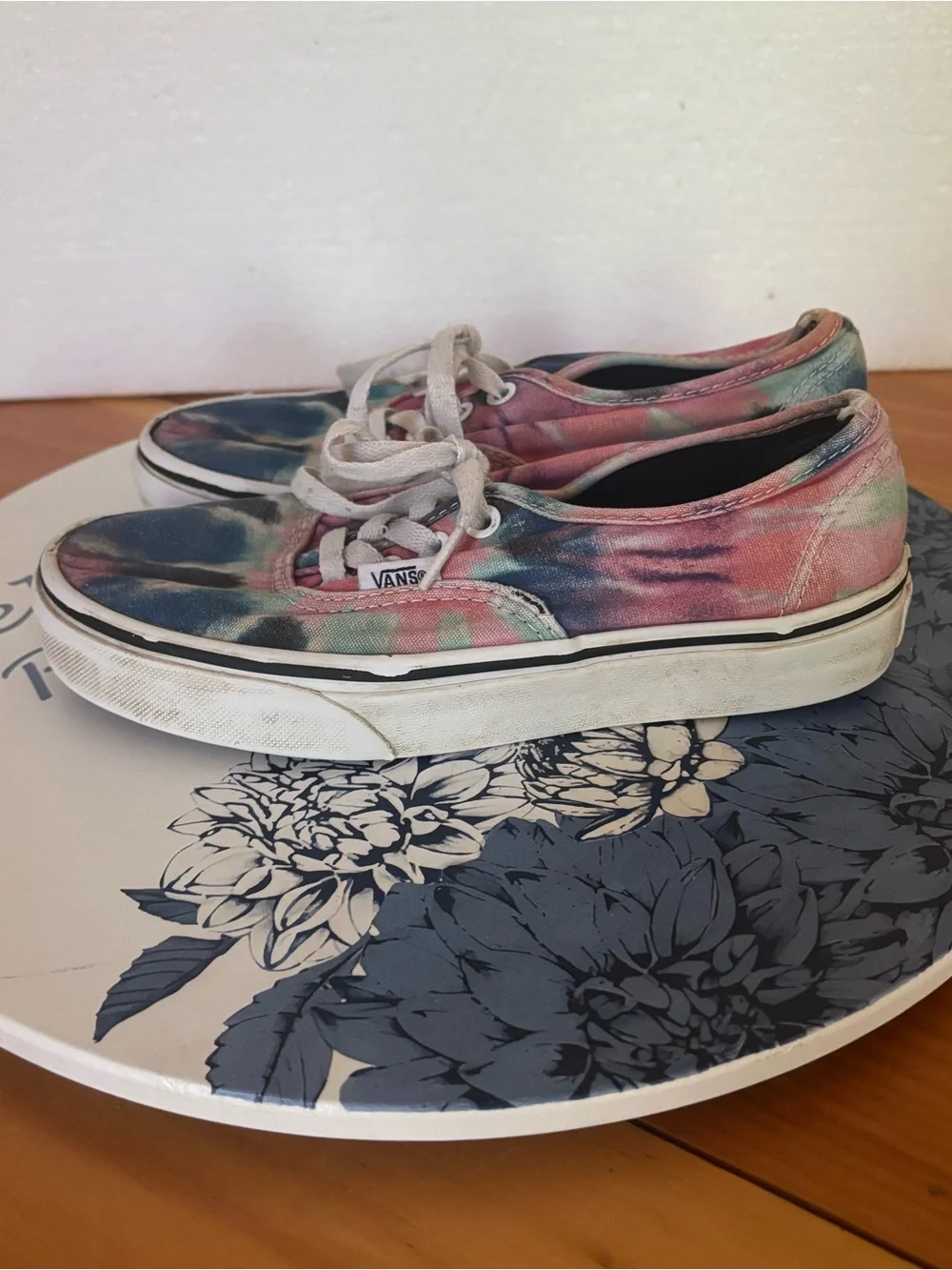 Vans Authentic Tie Dye Canvas Sneakers Size 5 Women